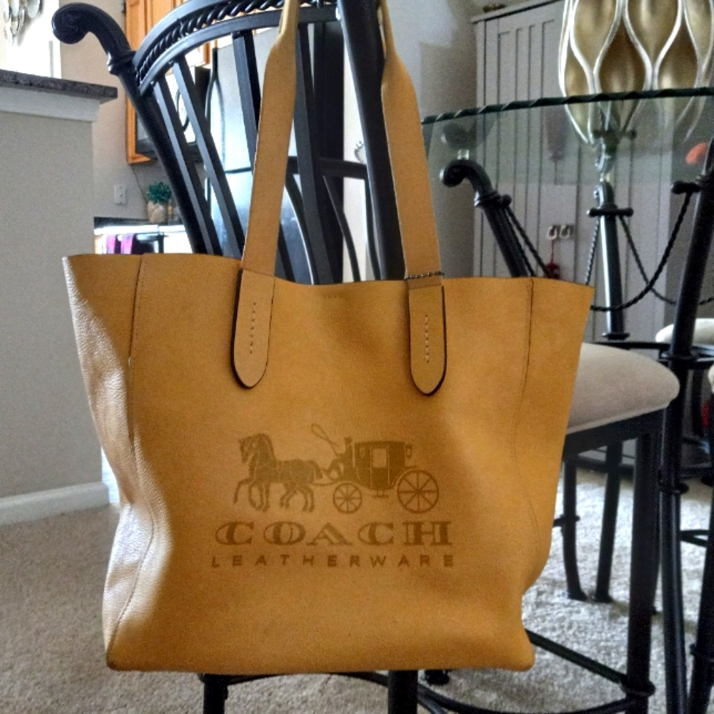 Coach Leatherware Tote